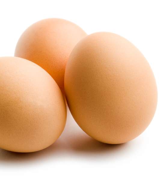 البيض لبشرة دهنيّة مشعّة في رمضان