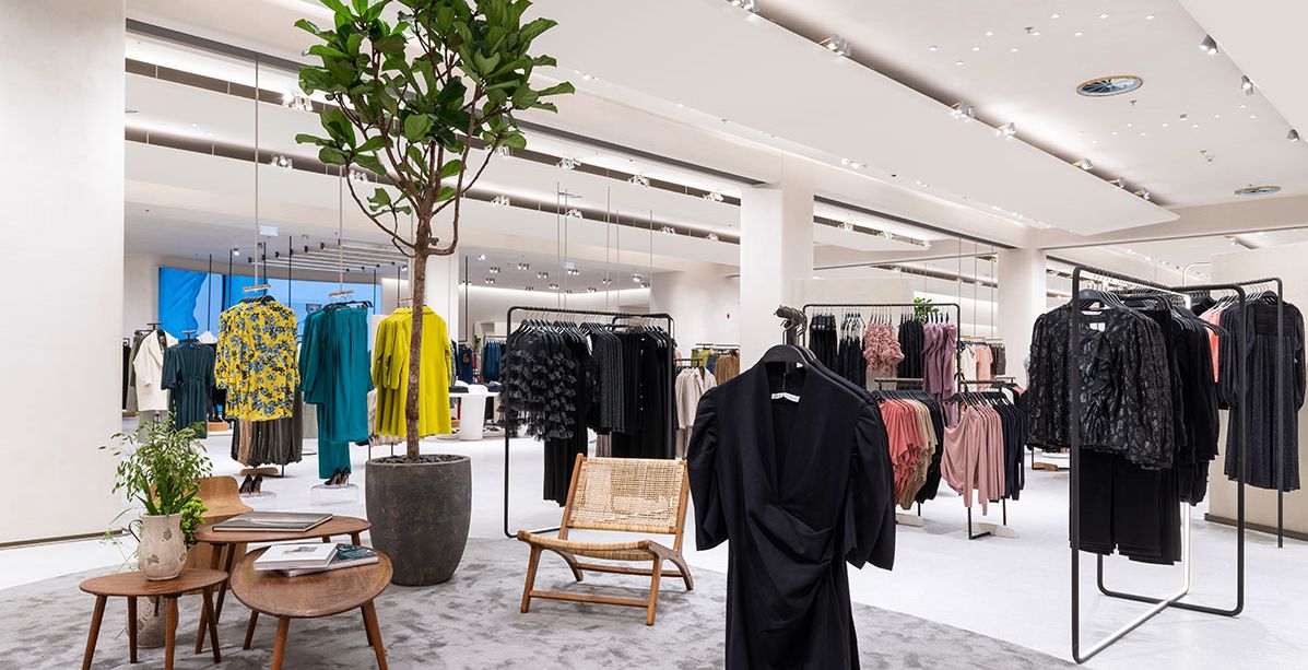 Zara تشيد بالمصنوعات اليدوية المحلية والأقمشة والتدفق العضوي في متجرها الجديد في دبي مول