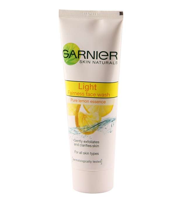Light Fairness Face Wash من Garnier