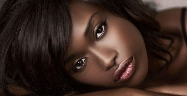 أهم 5 نصائح خاصة بصاحبات البشرة الداكنة