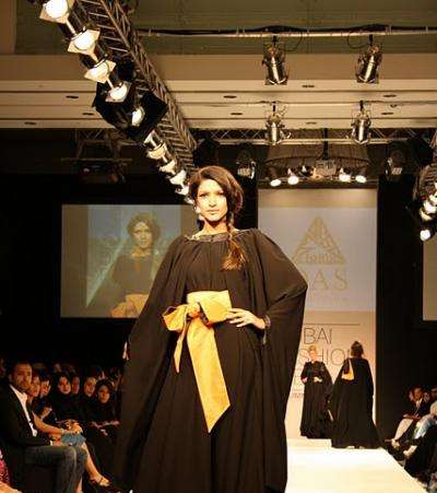 D.A.S-dubai-fashion-week-2010-2.JPG