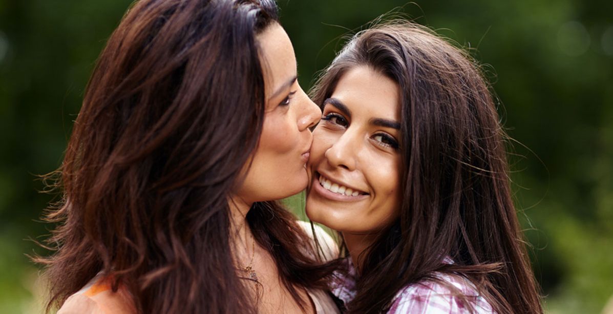 عبارات عن الام للواتس اب