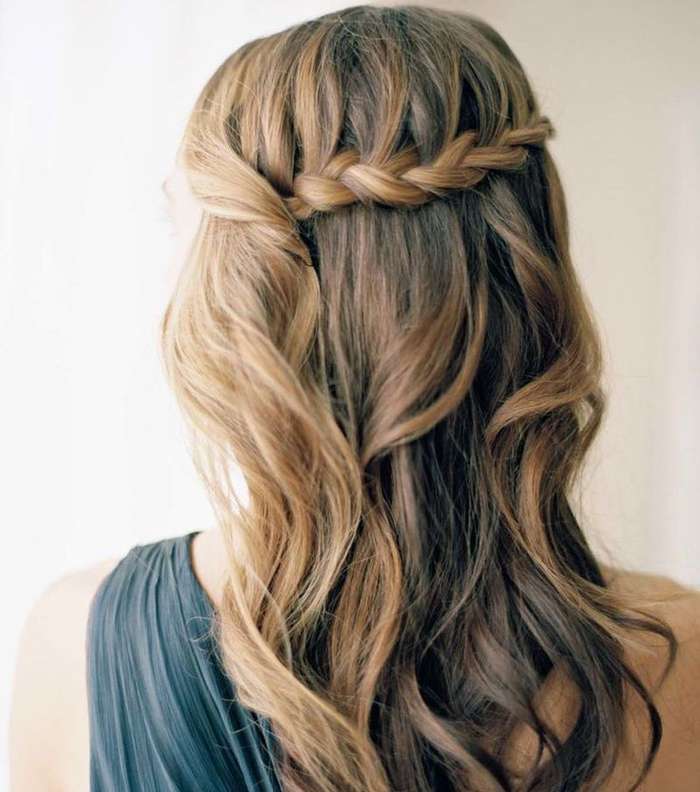 صور احلا تسريحات الشعر الطويل في البيت