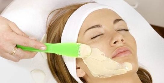 طريقة خلطة بياض الثلج لوجه أبيض