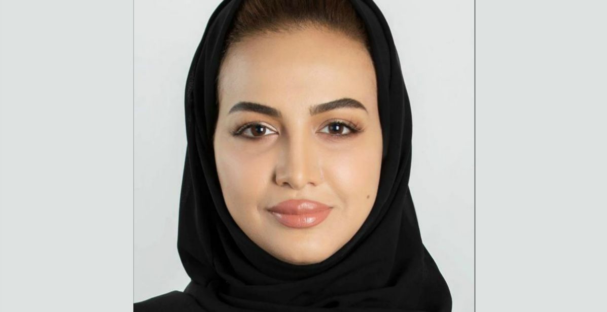 الاستشارية السعودية في جراحة اللثة وزراعة الأسنان صبا غزال 