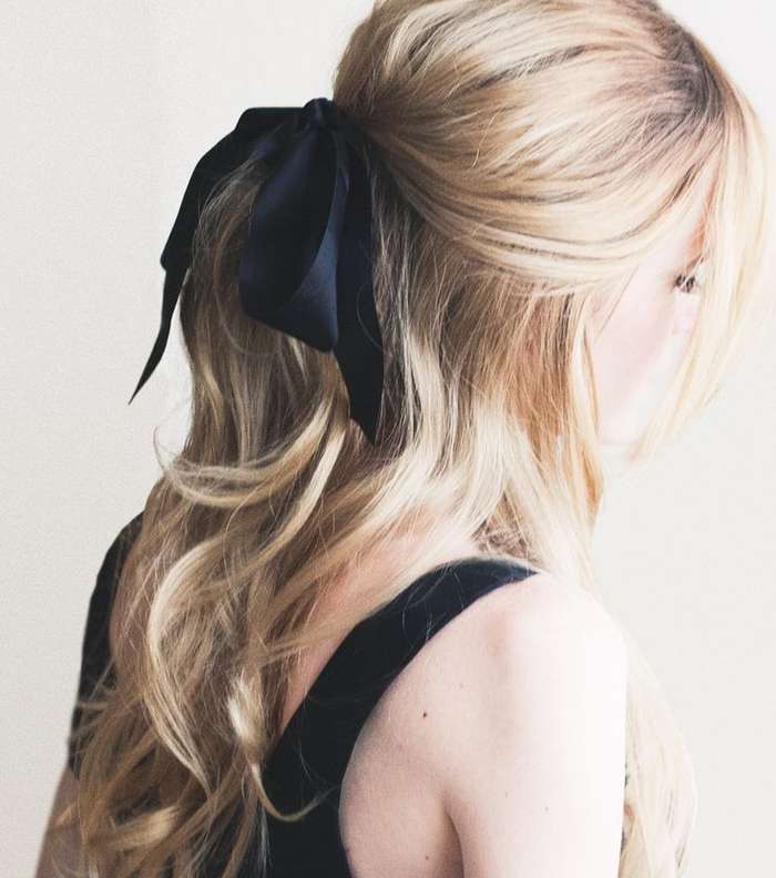 في المدرسة إعتمدي تسريحة النصف رفعة!