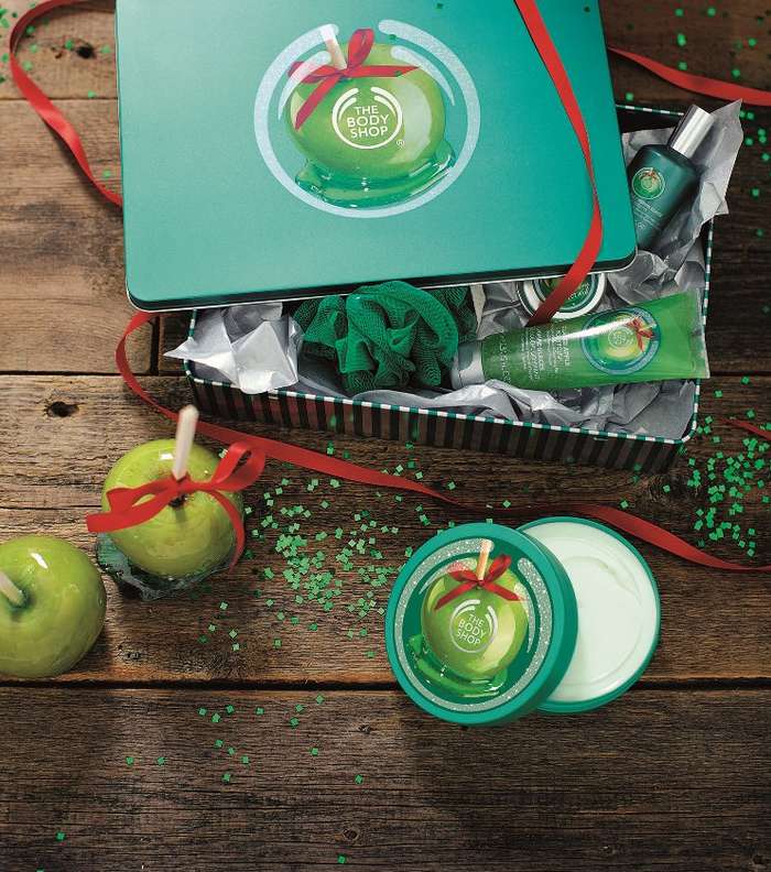 مجموعة مستحضرات الاستحمام و العناية بالجسم برائحة التفاح