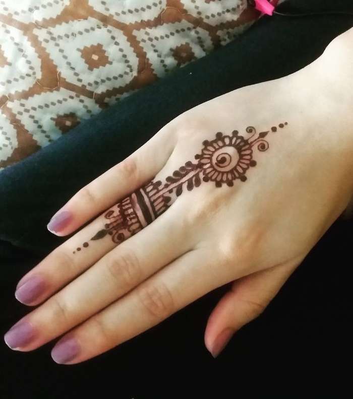صور اجمل رسم حنا للعروس