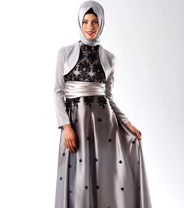 تميّزي بإطلالة جميلة بهذا الفستان