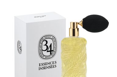 إليك عطر Essences Intense الجديد من مجموعة La Collection 34