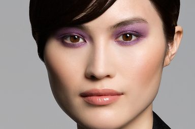 بالصور، مجموعة ظلال العيون "كولور مي بلايند" بألوان برّاقة من شيسيدو