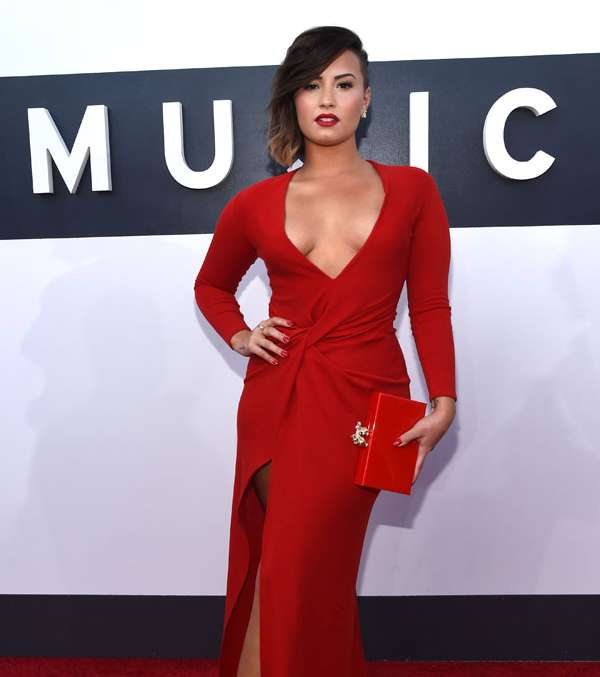 ديمي ليفاتو تختار فستاناً من توقيع Lanvin لحفل MTV Video Music Awards