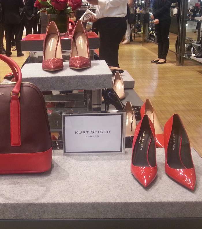 صور مجموعة أحذية وحقائب Kurt Geiger الحديثة