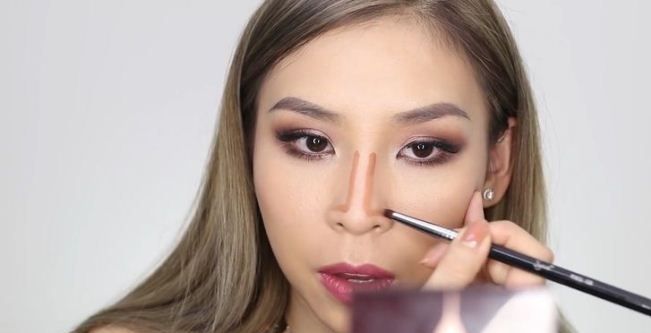 طريقة تنحيف الخشم بالمكياج