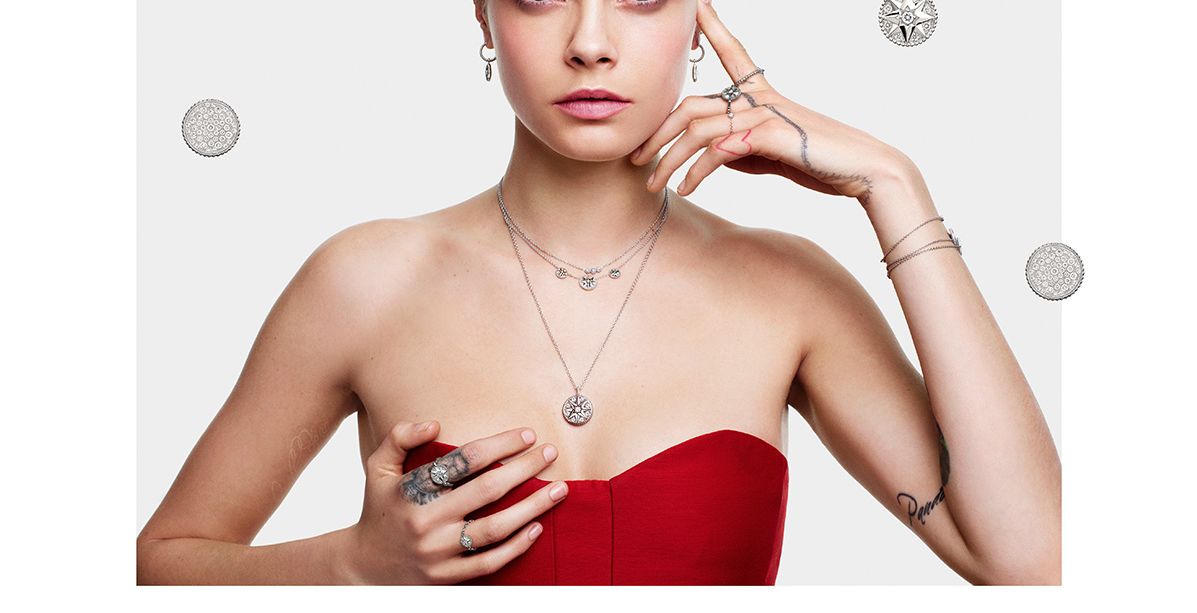 مجوهرات رائعة تالقي بها في حفلات نهاية العام