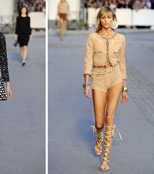 مجموعة CHANEL Cruise 2011 في سان تروبيه