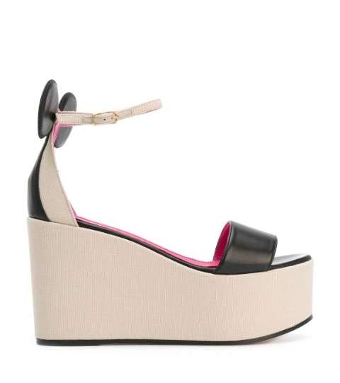 حذاء Wedges من Oscar Tiye مع بكلة ميني ماوس