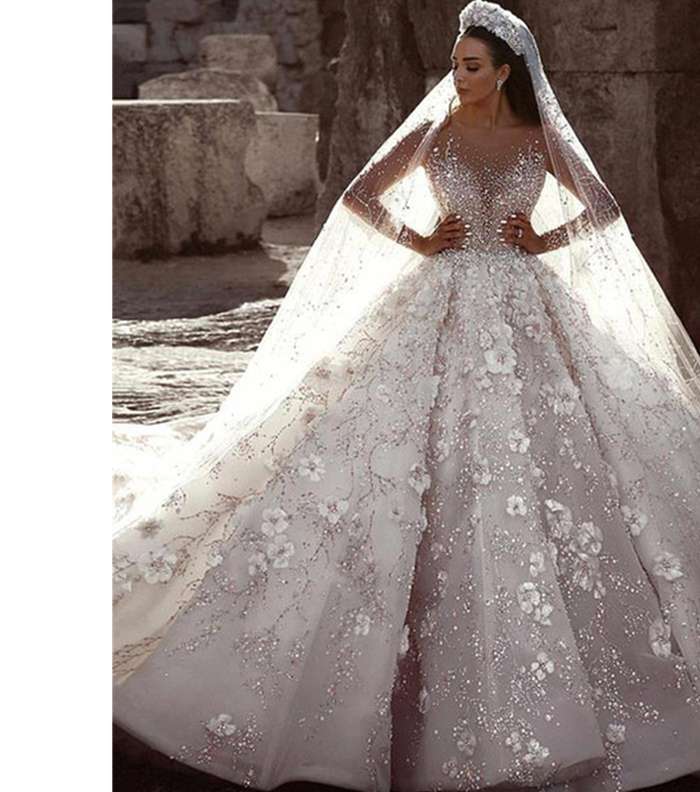 فساتين اعراس طويلة