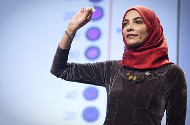 الدكتورة حياة سندي