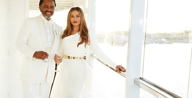 تفاصيل الزواج الثاني لوالدة بيونسي تينا نولز 