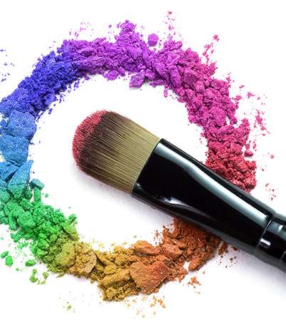 مستحضرات الماكياج في استعمالات مختلفة