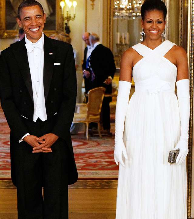 من اجمل محطات الاناقة لميشيل اوباما كسيدة اولى اطلالتها بفستان توم فورد الرائع