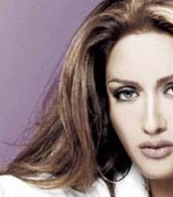 مايا دياب بشكل مختلف