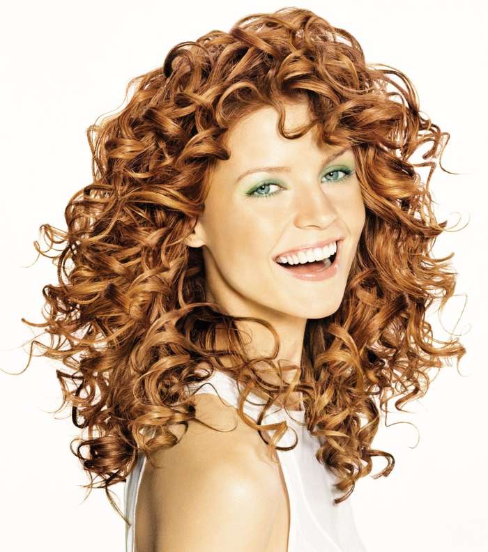 صور تسريحات كيرلي للشعر الطويل