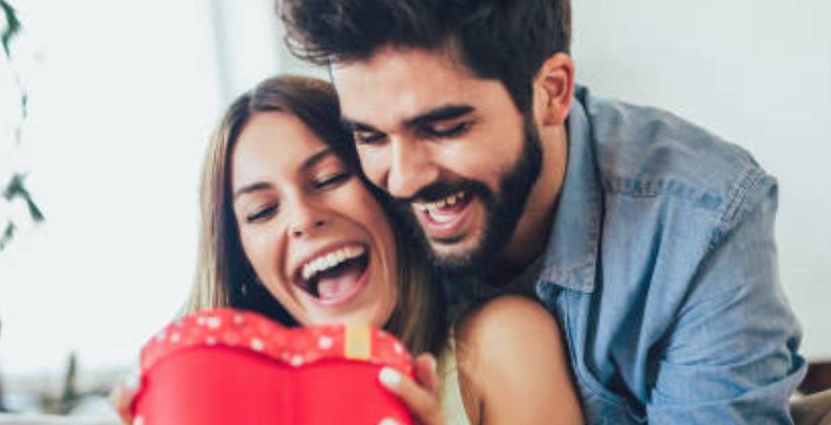 هو سبب سعادتك! فكرة حان وقت إزالتها من رأسك!