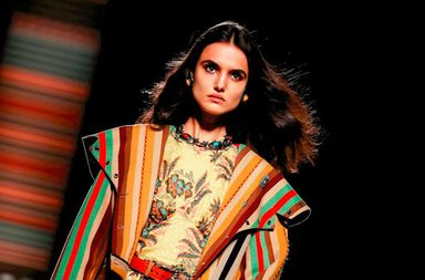 مجموعة ازياء Etro لشتاء 2019