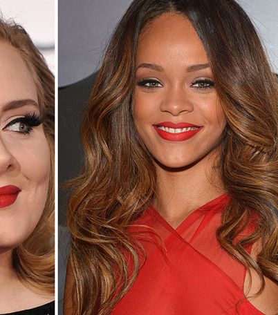 صور لوكات مكياج وشعر النجمات في حفل الغرامي عبر السنوات