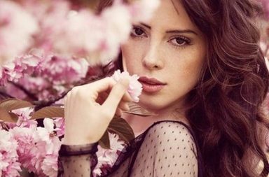 بالصور، عطور جديدة لإطلالتك في أبريل 2017