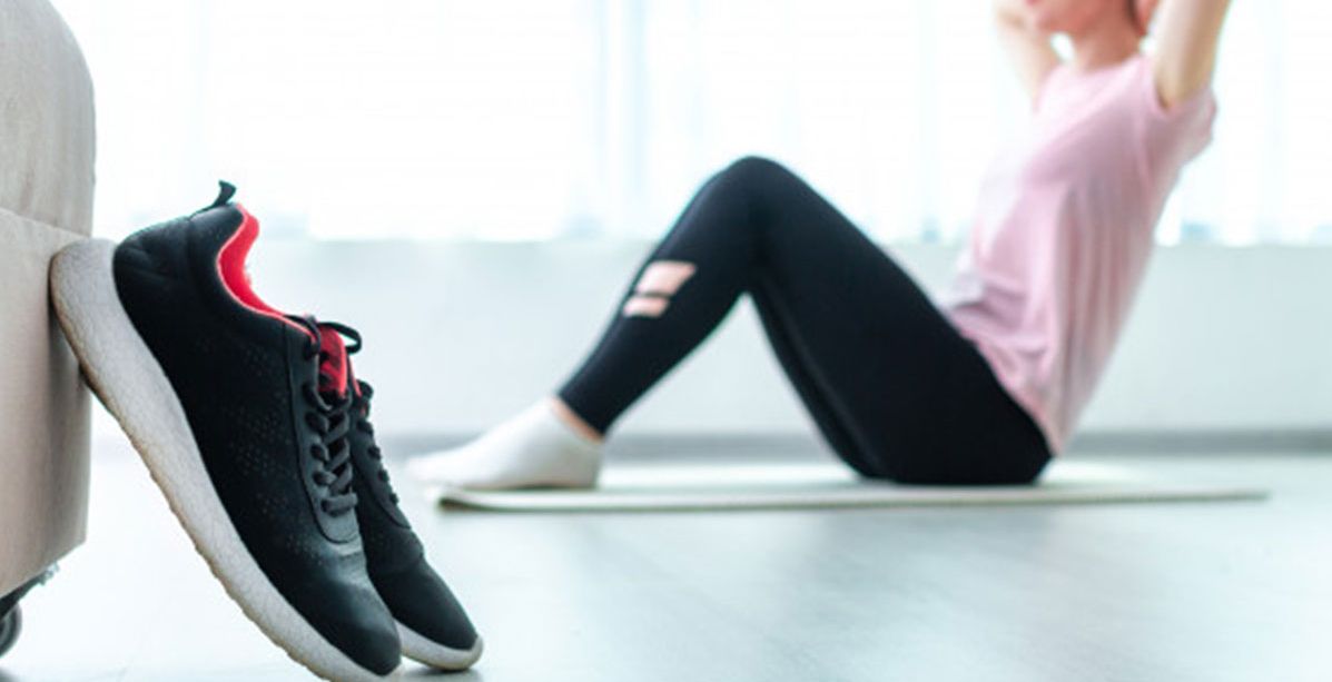 تطبيق تمارين رياضية لممارستها في المنزل