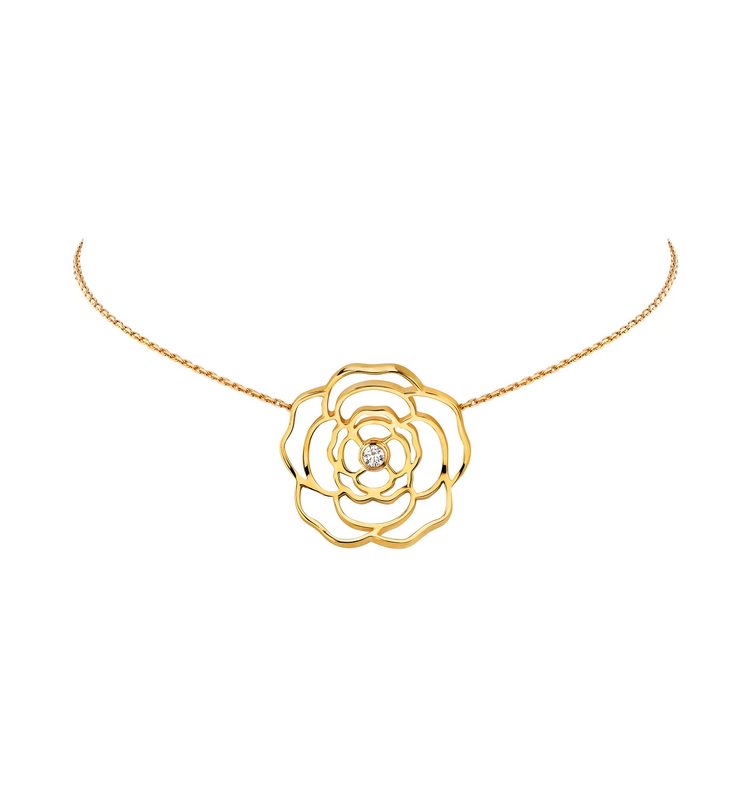 قلادة مميزة من CHANEL من مجموعة Camelia