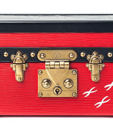من شنط 2014 الابرز، شنطة لويس فويتون على شكل صندوق