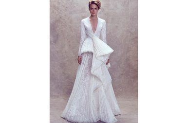 فساتين Ashi Studio الراقية باللون الابيض لشتاء 2018