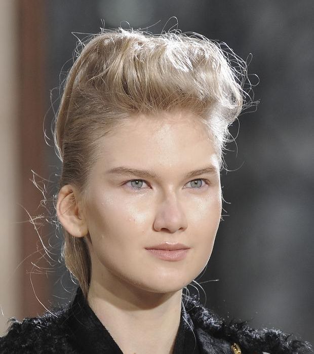 ماكياج البشرة المتفن مع بشرى جرار