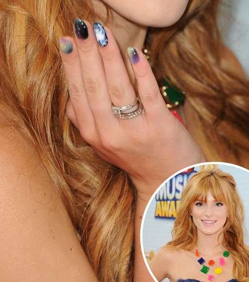 بيللا ثورن وطلاء الأظافر المموّج 