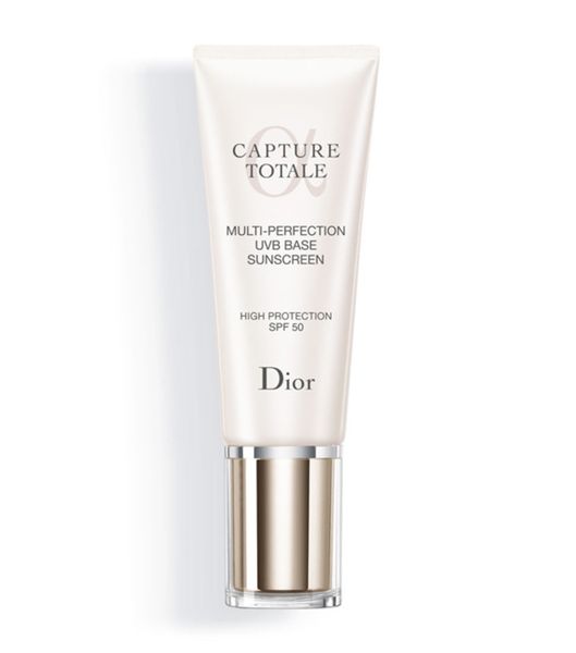 صور افضل واقي شمس مع كريم اساس