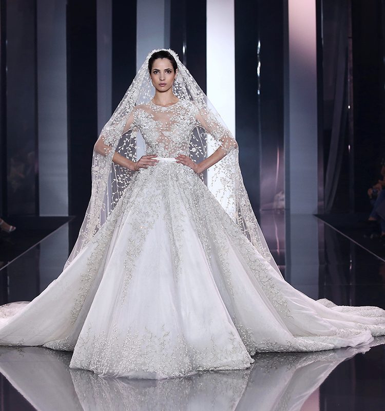 بالصور، هنا عبد السلام تتألق بثوب زفاف Ralph & Russo