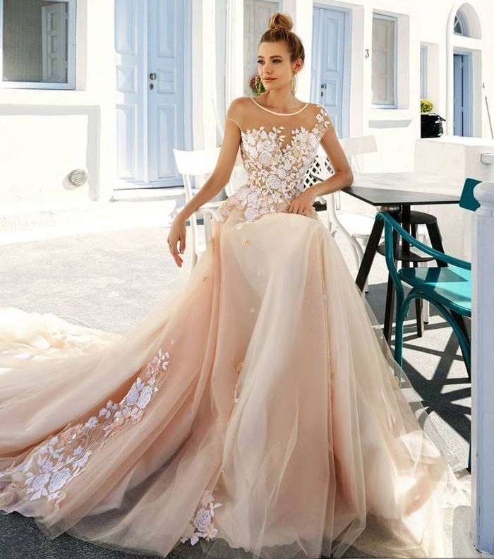 صور اجمل فساتين ام العروس
