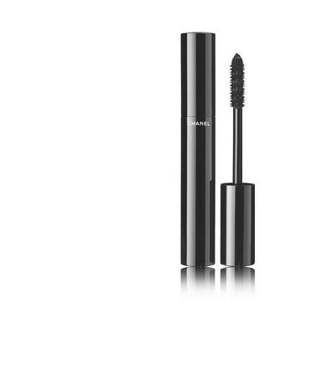 ماسكارا Les Volume Ultra-Noir De CHANEL لإطلالة رموش كثيفة
