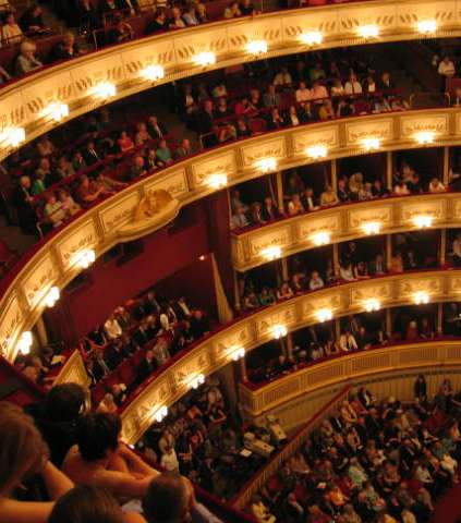 زوري دار الأوبرا في Staatsoper