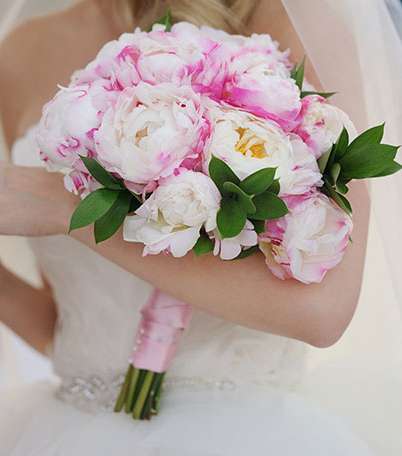 بالصور، أبرز الصيحات التي سيطرت على أزهار الزفاف في العام 2015