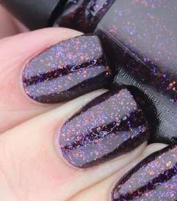 الاستغناء عن المجوهرات والأكسسوارات مع هذا الطلاء 