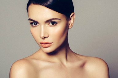 خطوات كونتورينغ سريعة للمرأة العاملة...استفيدي منها