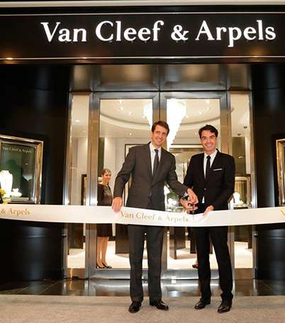 إفتتاح متجر Van cleef & Arpels في أبوظبي