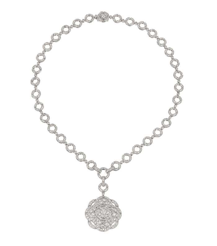 عقد Secrete من توقيع CHANEL من مجموعة Les Talismans De CHANEL