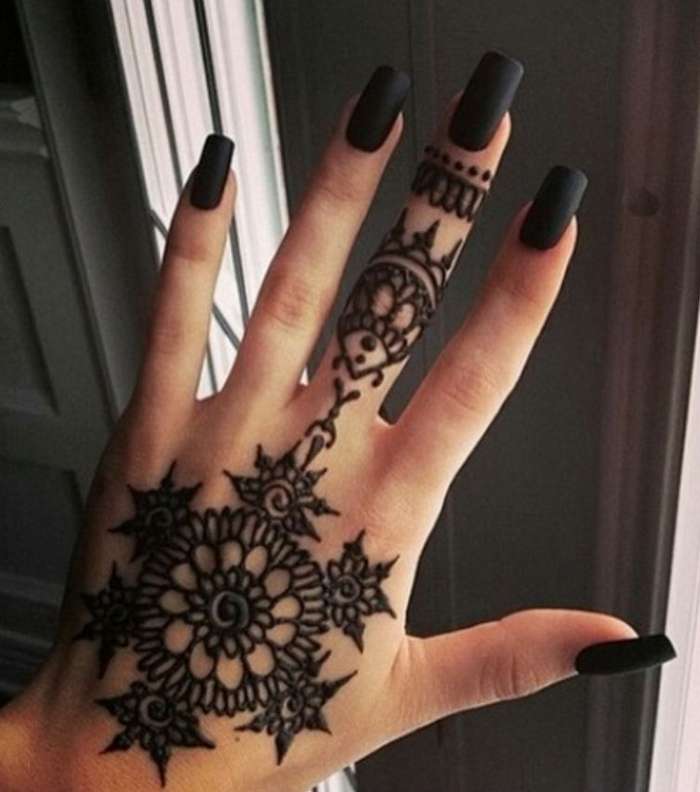 صور احدث موديلات نقش اسود للعروس