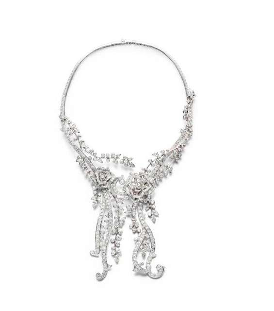 فخامة التصميم في عقد Piaget
